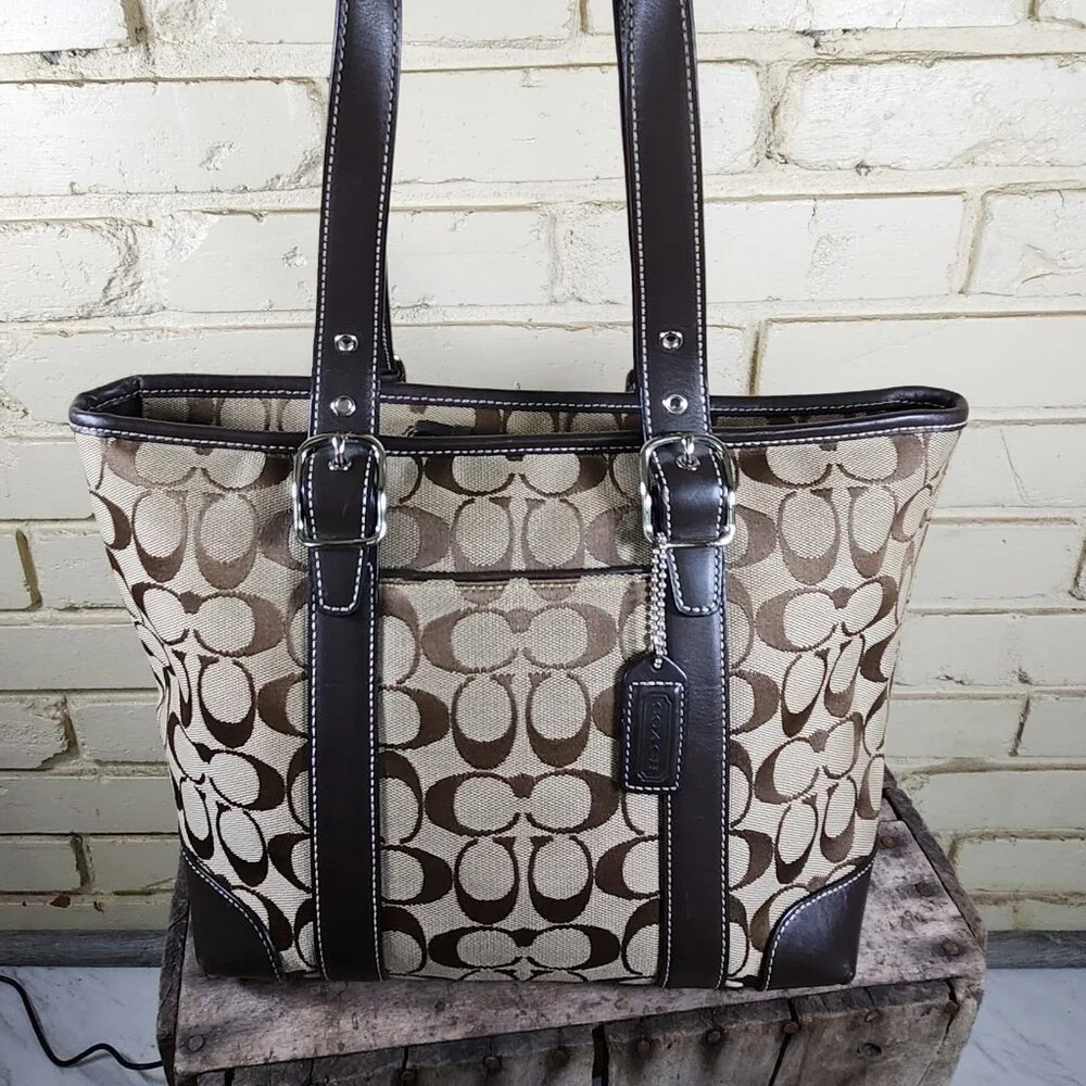 Like New Vintage Coach Signature C's Khaki Shoulder Bag Tote Purse m